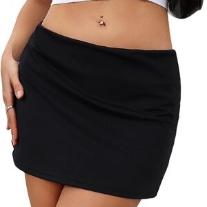 Danysu black mini skirt with built-in shorts - Medium